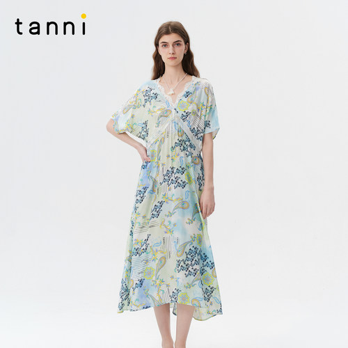tanni蕾丝拼接显瘦长款连衣裙