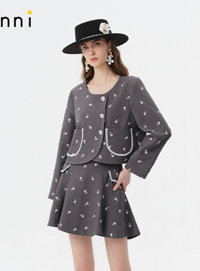 tanni25春新款优雅气质小香千金风设计感西装外套短裙TO11SK810A