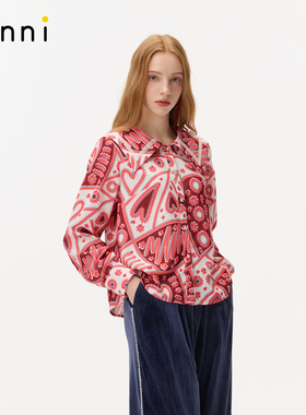 tanni25秋冬新款红色节日氛围大翻领休闲印花衬衫女TO31SH022A