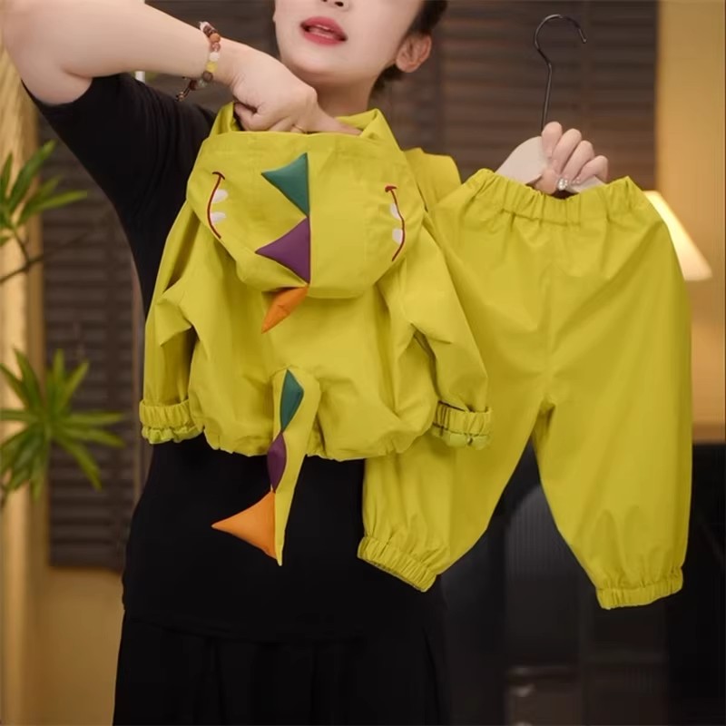 2026春秋新款儿童女男童小恐龙设计外套裤子套装气质时尚两件套潮
