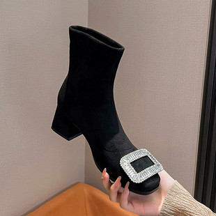 粗跟方头短靴女2025新款百搭水钻方扣弹力袜靴低跟黑色绒面瘦瘦靴