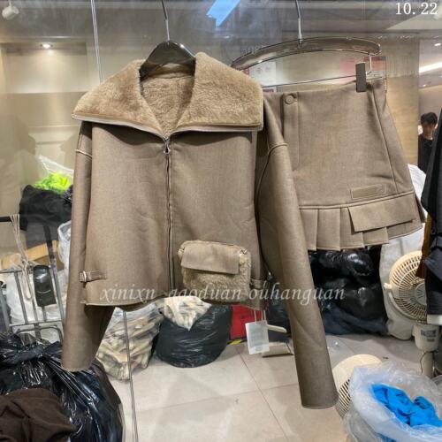 欧洲站2026秋冬新款时尚大翻领包包饰品内毛毛外套+半身裙套装女