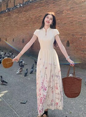 2026夏装新款新中式碎花刺绣改良旗袍女早春短袖大摆长款连衣裙
