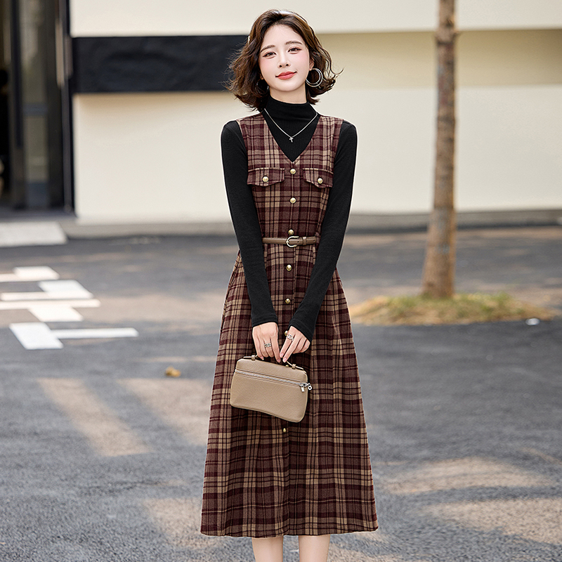 小香格子风格吊带连衣裙2024年复古毛呢背带两件套装两件套裙子女