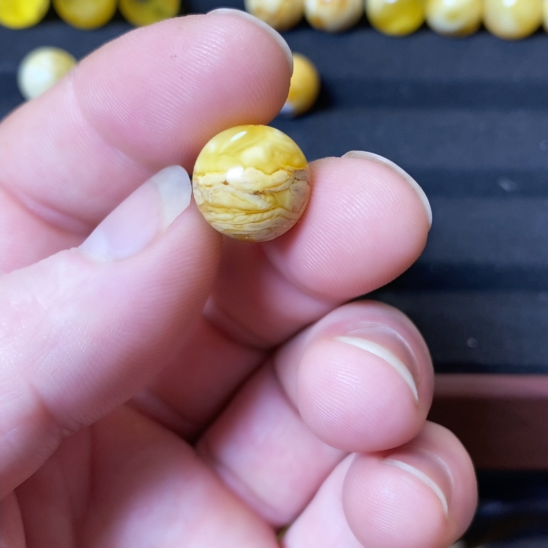 1-4/13.8沁色花蜡单珠