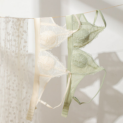 法式内衣大胸显小夏季超薄款女法式性感兔耳朵小胸三角杯文胸套装