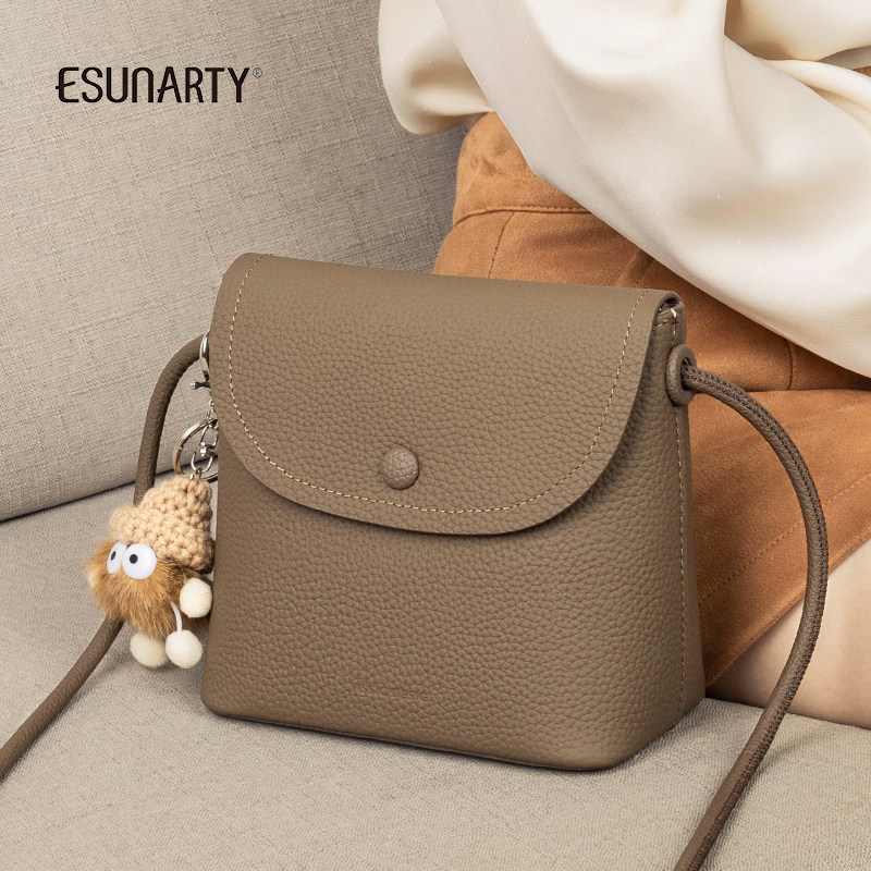 真皮手机包女2025年新款洋气秋冬单肩包高级感时尚轻便斜挎小方包,箱包皮具/热销女包/男包,小方包,淘宝优惠券,粉丝福利购,淘宝优惠卷