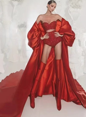 出租女童红色长拖尾套装披风模特走秀潮服PK赛CCAC大玩家主题服装