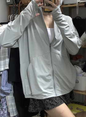 灰色防晒衣女夏季学生党2025新款防紫外线薄款外套宽松冰丝防晒服