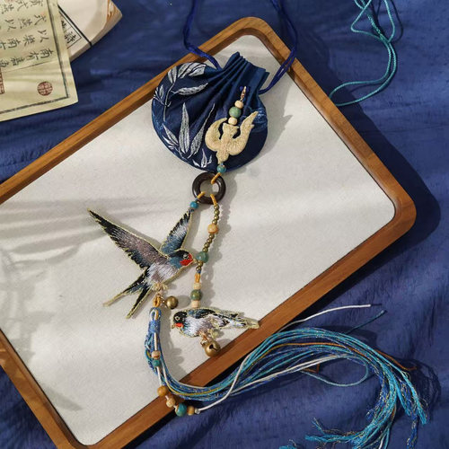 云深雾浅 新燕来 原创双面刺绣燕子挂饰古风荷包装饰汉服禁步配饰