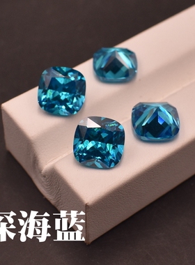彩锆海蓝宝石小芸宝石