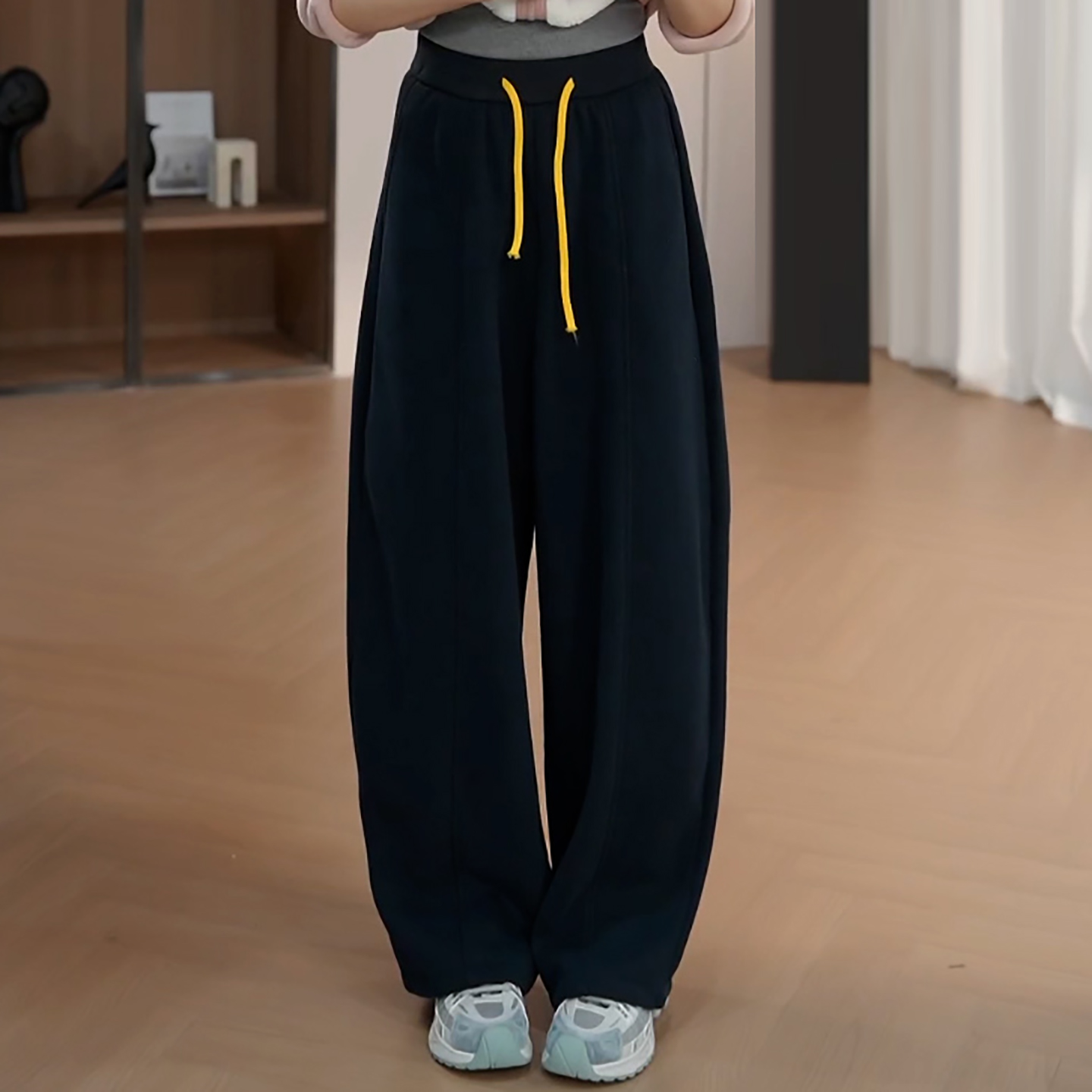 百搭垂感加绒运动休闲弯刀卫裤