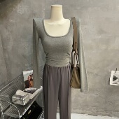 显瘦打底衫 t恤女修身 纯欲上衣内搭秋 辣妹气质垫肩u领长袖 带胸垫