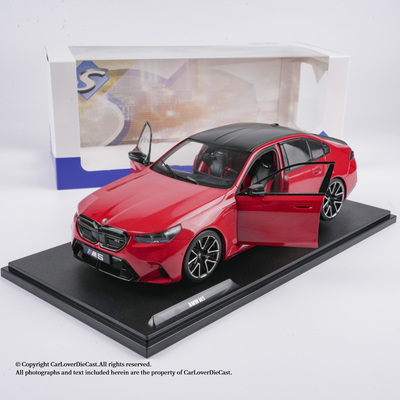 solido118M5合金汽车模型