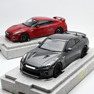 MotorHelix MH 1:18 GTR R35 Track Edition 合金全开汽车模型