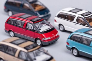 GCD 1:64子弹头PREVIA合金汽车模型收藏成品 复古MPV面包车摆件