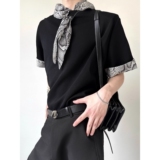 黑色