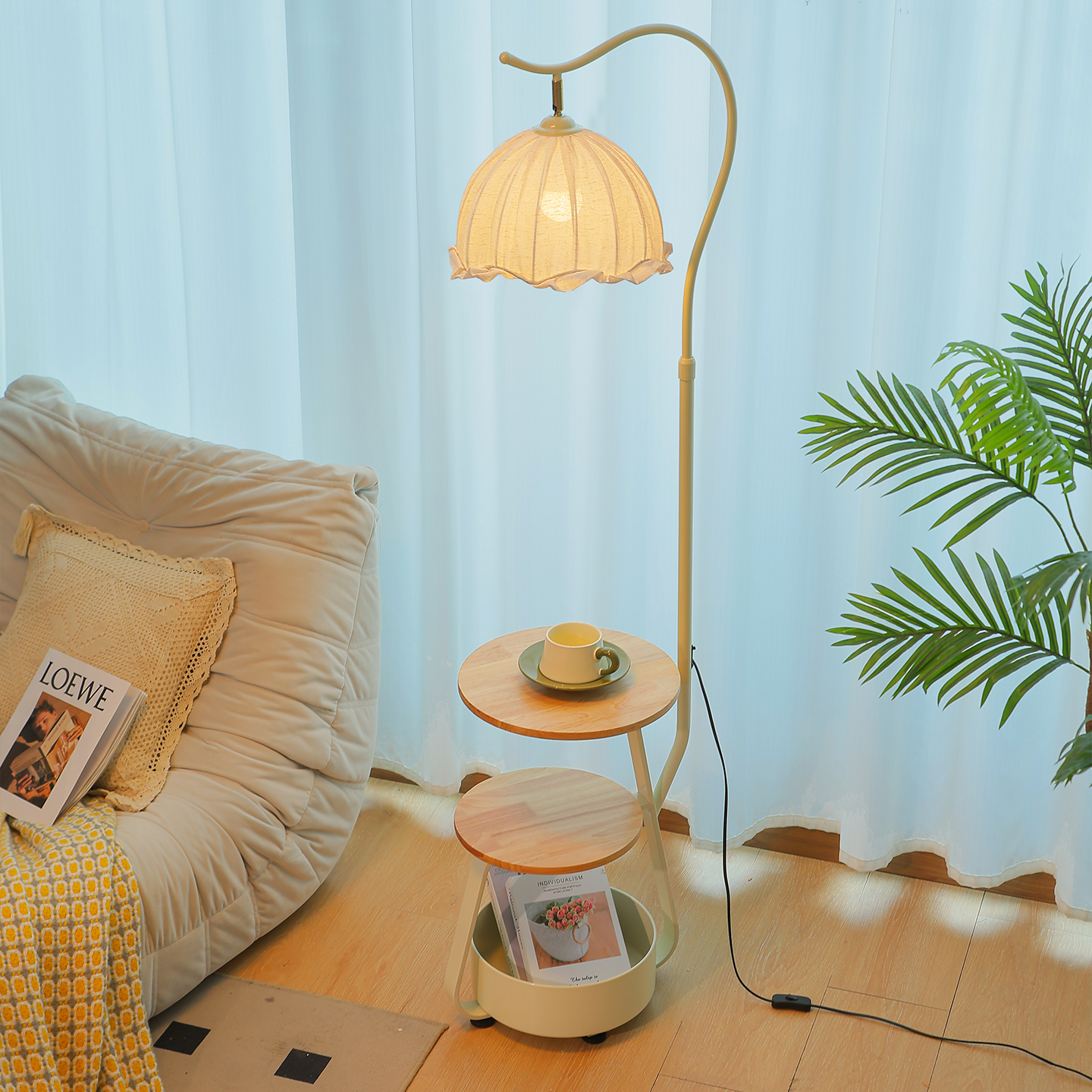 奶油风落地灯客厅沙发旁边几摆件氛围灯卧室床头柜置物架一体台灯