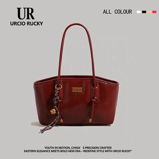 UR红色喜庆新娘婚包女2025新款 托特包大容量婚宴包通勤单肩腋下包