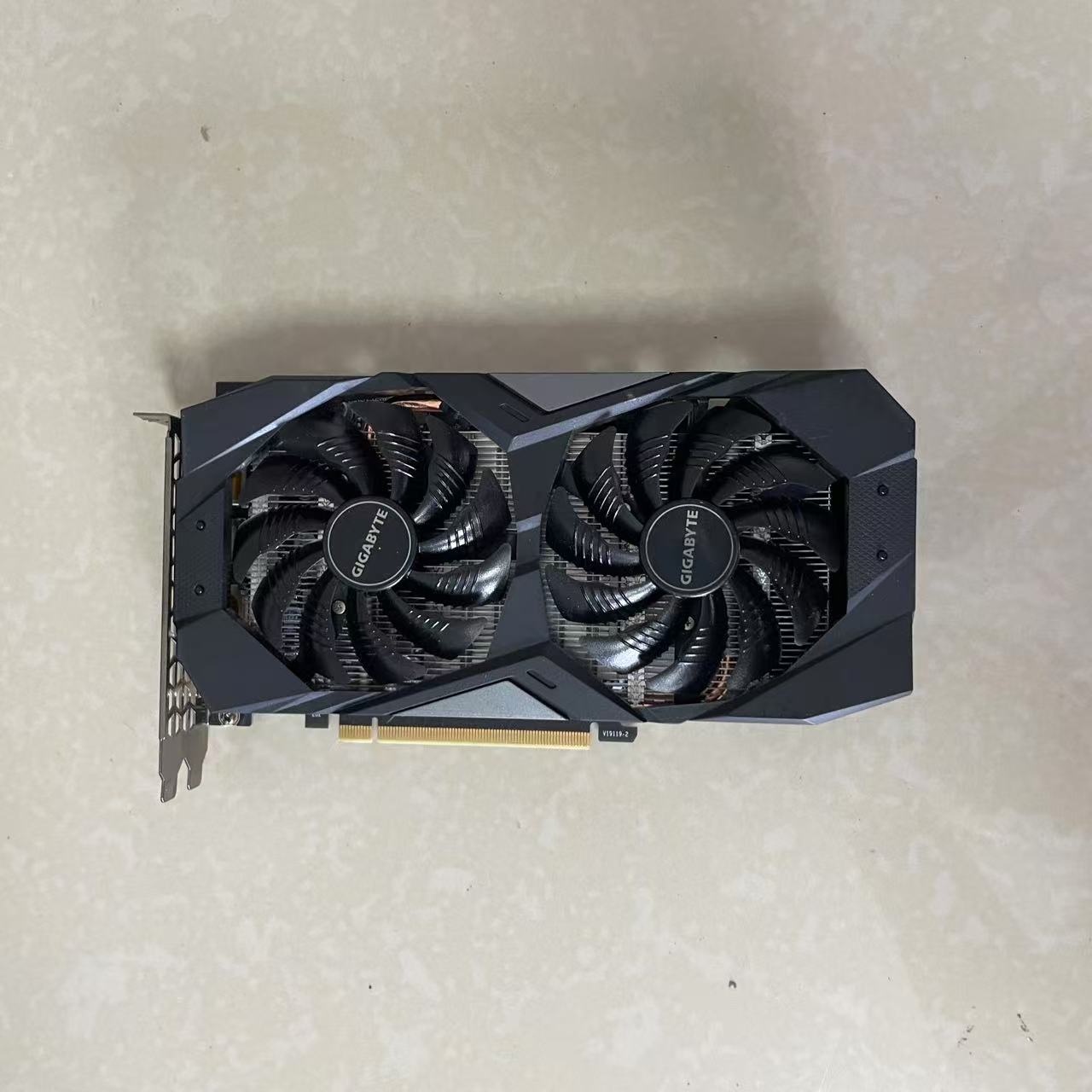 技嘉GTX1660TI 6G 吃鸡游戏独立显卡 HDMI DP 4K高清口 LOL CF 