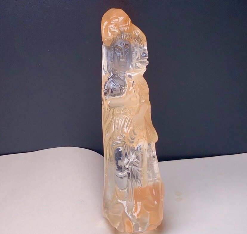 手工雕刻天然俏色兔毛雕刻观音摆件