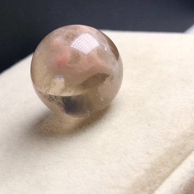 21.3mm(没有任何优化注胶)老矿天然卷毛粉红兔毛单珠水晶