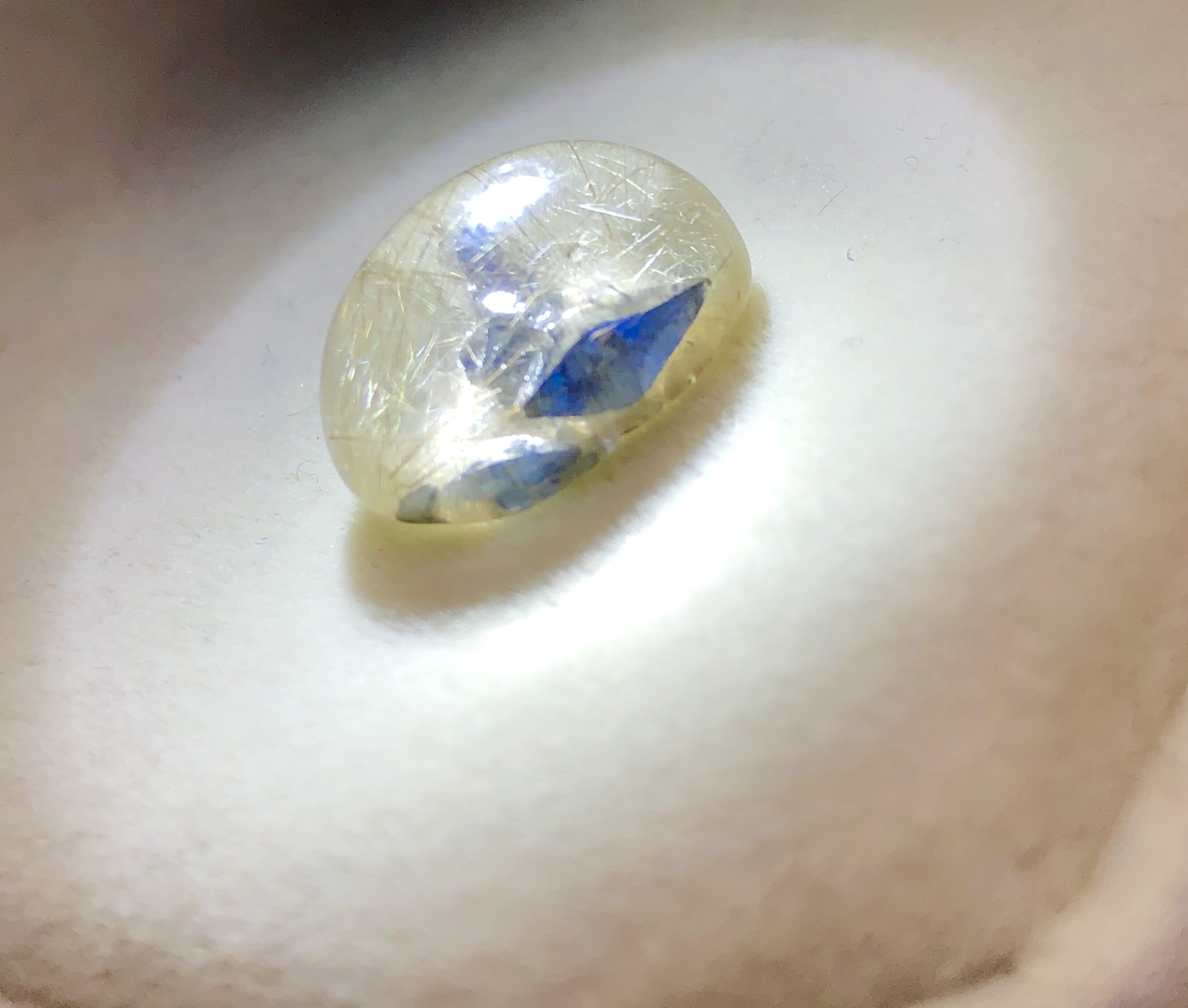 收藏珍贵稀有巴西老矿天然水晶发晶共生蓝宝石蛋面