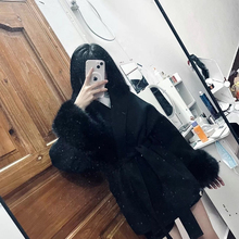 网红同款春秋绑带毛毛袖薄款赫本风毛呢外套女气质高级感显瘦大衣