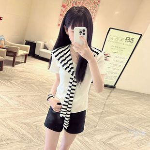 黑牛仔短裤 V领黑白海军领系带披肩上衣高级感 短袖 网红社会女同款