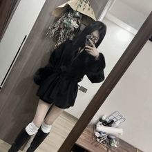 春秋薄款网红同款绑带毛毛袖薄款赫本风呢子外套女气质高级感大衣