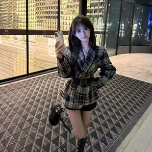 黑短裤 外套女高级感气质收腰显瘦呢子大衣 春秋格纹西装 网红同款