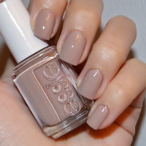 ESSIE1124奶咖裸色显白指甲油
