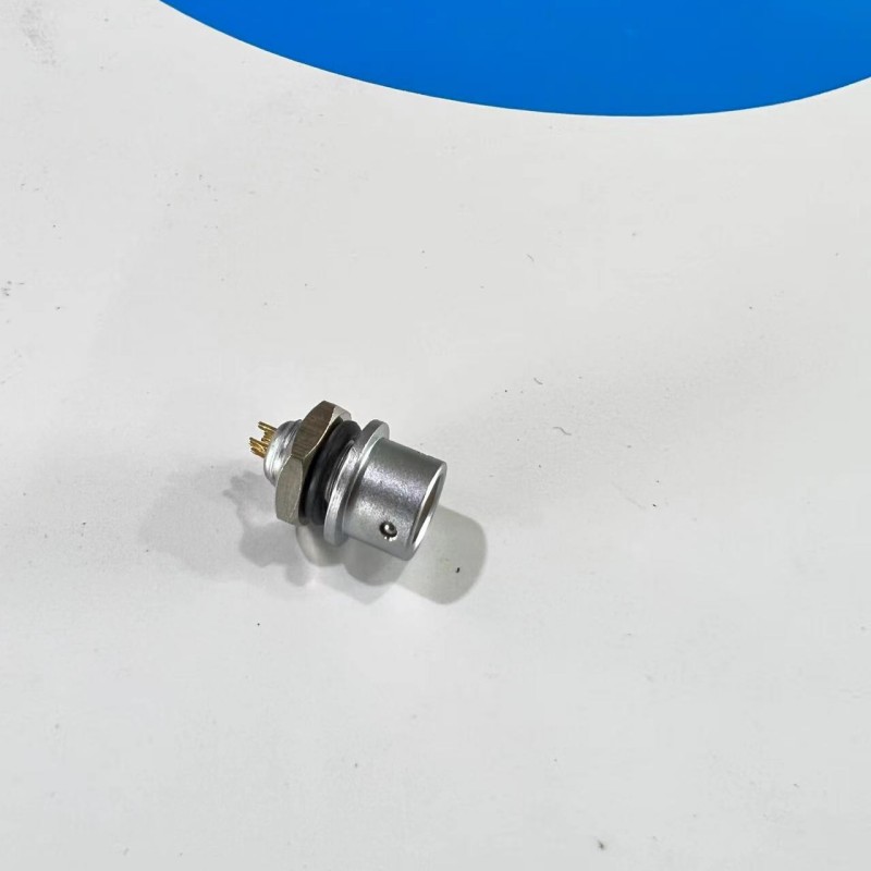 优质小型航空插头插座YC8-2 3 4 5P6针7芯快速插正装母头公座接插