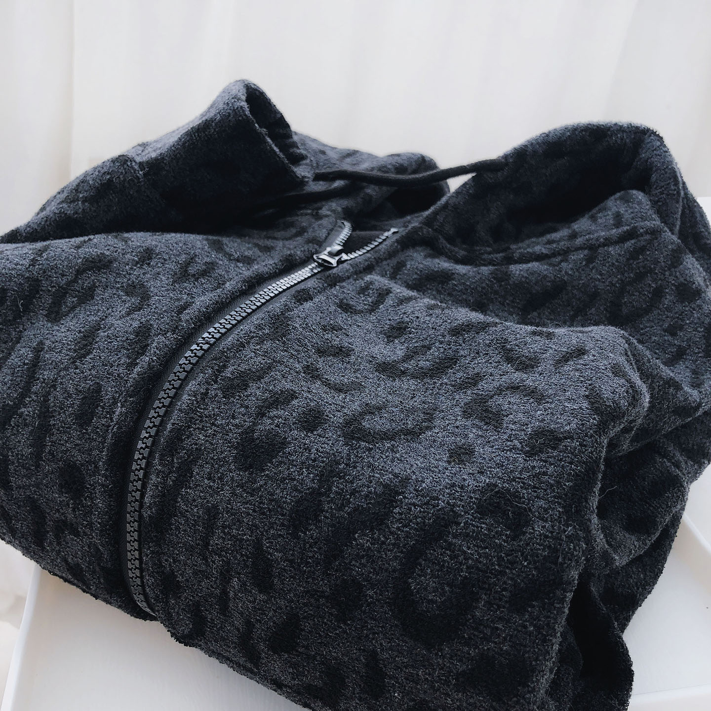 绒羊毛蚕丝连帽卫衣外套女开衫冬