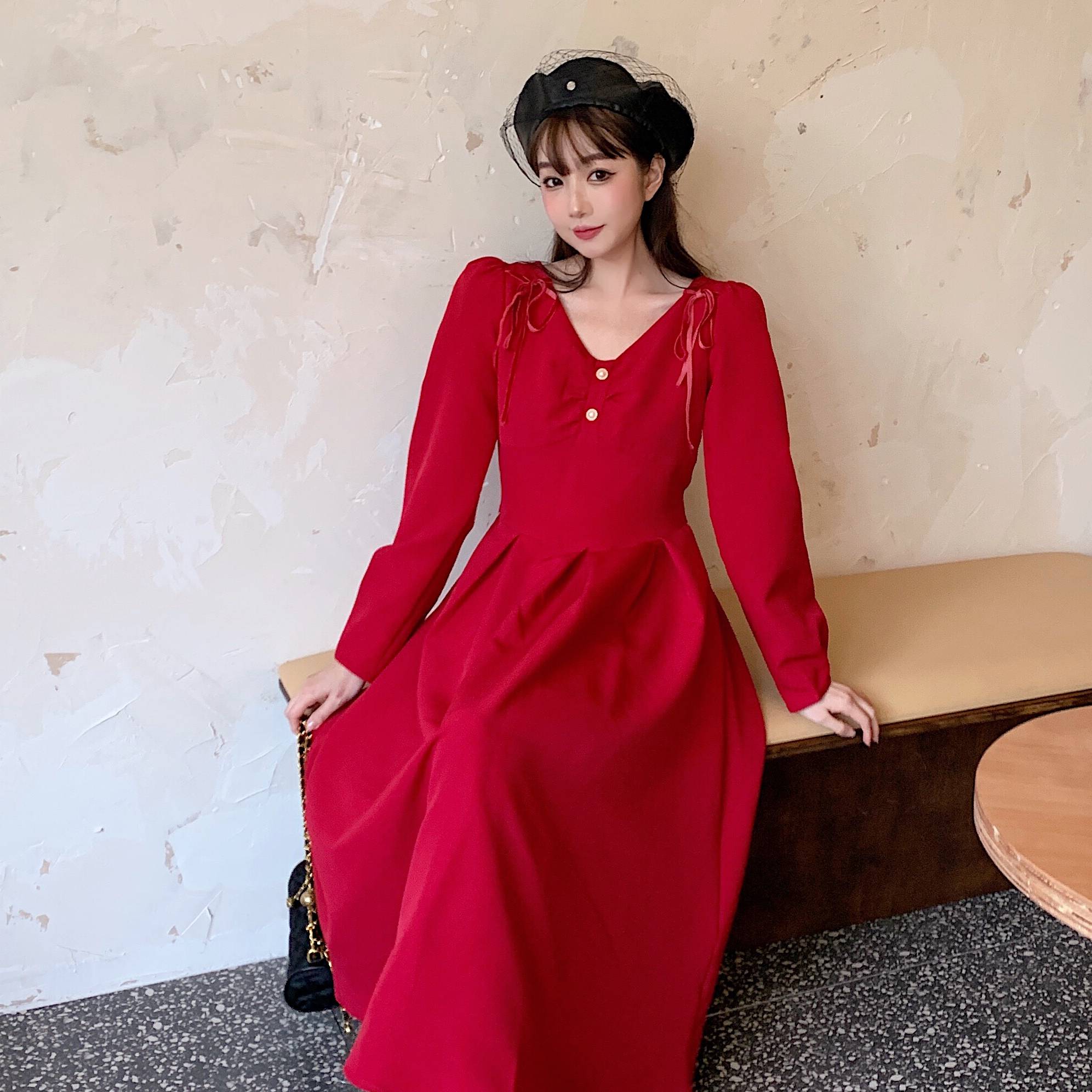 Large women's dress in spring 2021 new French retro annual show slim medium length big swing Princess Dress