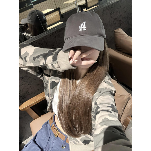 秋季巨好看复古迷彩连帽卫衣短外套女2026新款通勤百搭开衫上衣潮