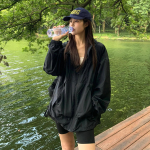 黑色防晒衣女2026夏季新款户外山系宽松轻薄透气防紫外线防晒服潮