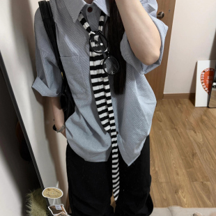 夏季短袖衬衫女2026新款时尚复古宽松休闲简约百搭显瘦小众衬衣潮