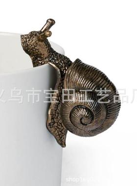 独立 花园站园艺牛艺MCO挂花盆杯装饰动物树脂工品家居装饰摆蜗件