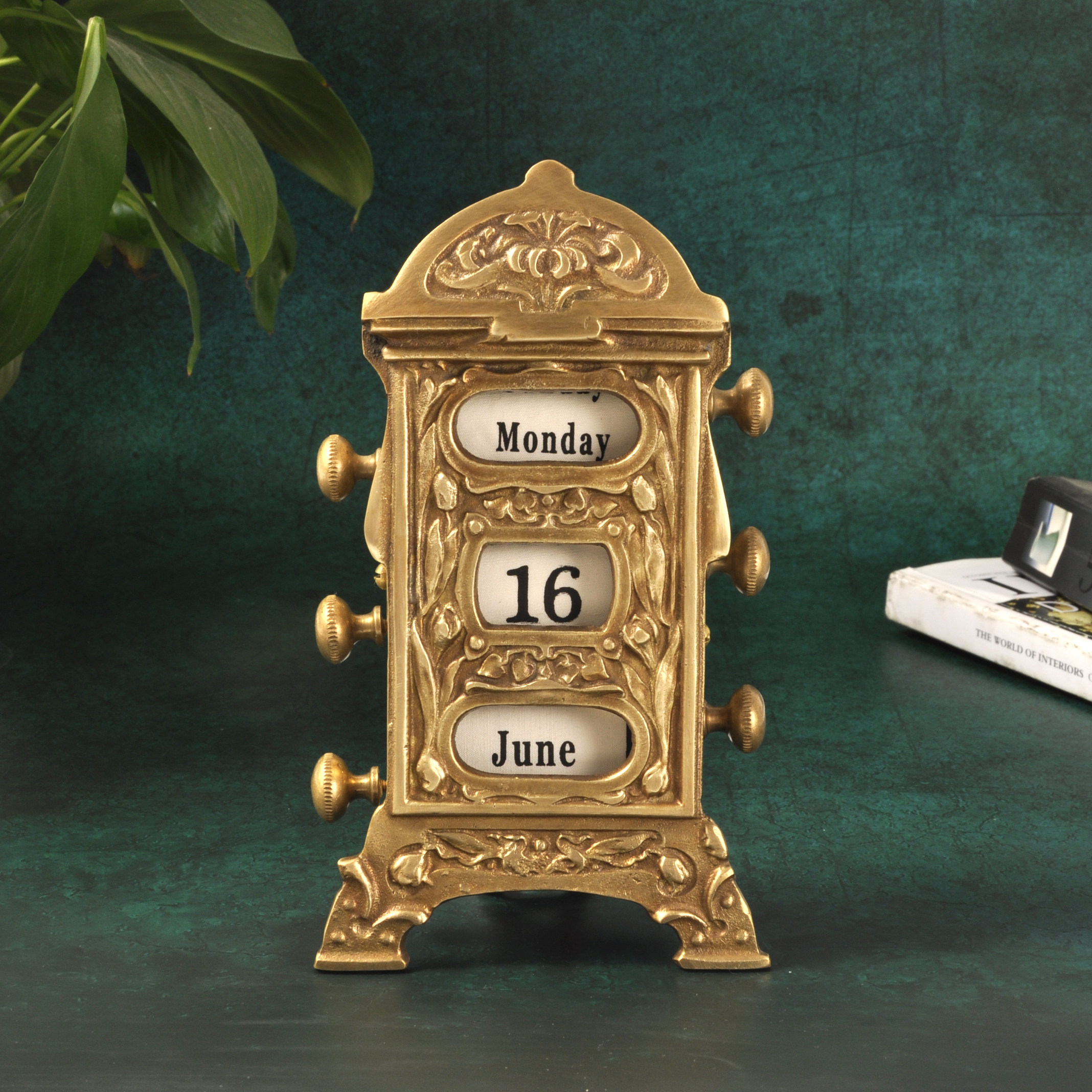 印度进口黄铜日历欧式复古创意家居万年历摆件客厅桌面台历摆件