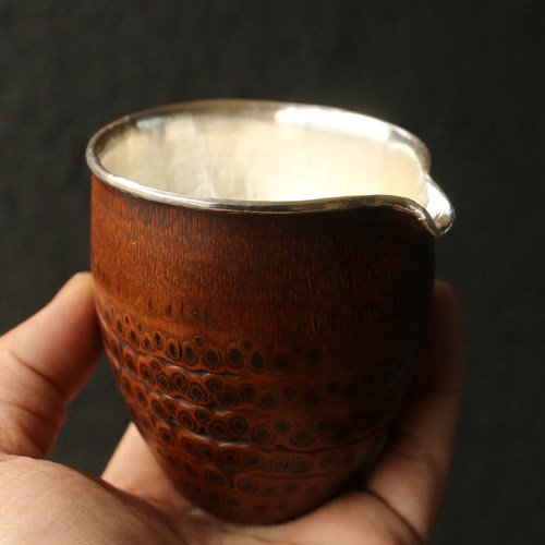 纯手工精工制作竹根公道杯