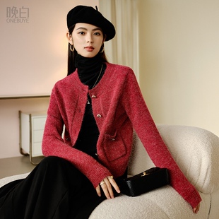 女 减龄短针织开衫 晚白2025年秋新款 高弹排扣设计上衣外套修身