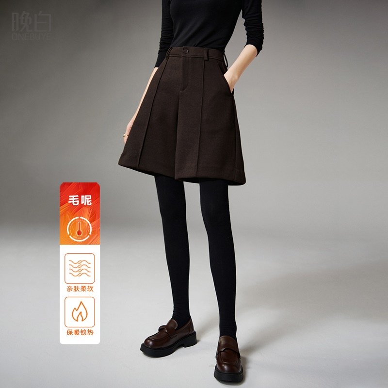 晚白2025年冬新款气质高腰立体分割短裤靴裤裤子毛呢百搭休闲裤女