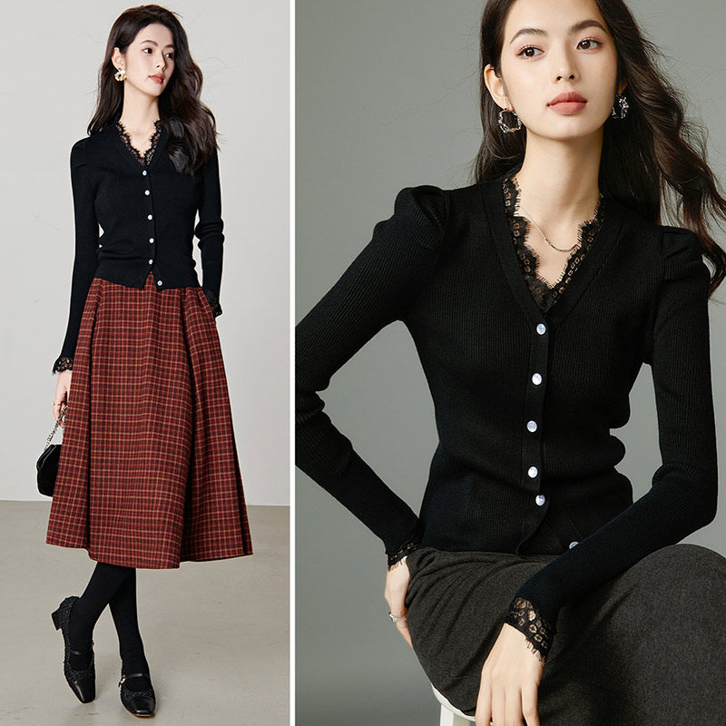 晚白2025年秋冬新款蕾丝V领上衣气质时尚百搭短针织开衫女