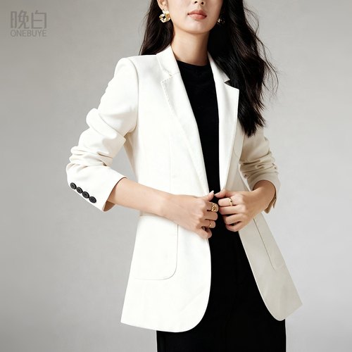 翻领一粒扣减龄西装外套