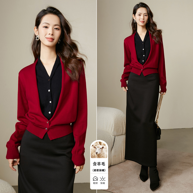 晚白假两件高弹羊毛针织衫