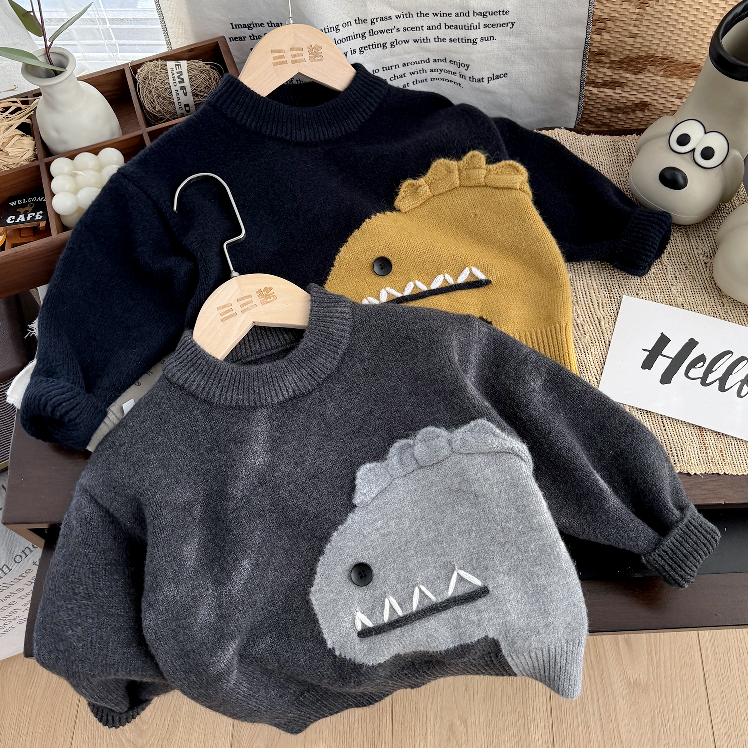 宝宝卡通秋冬季加厚毛衣