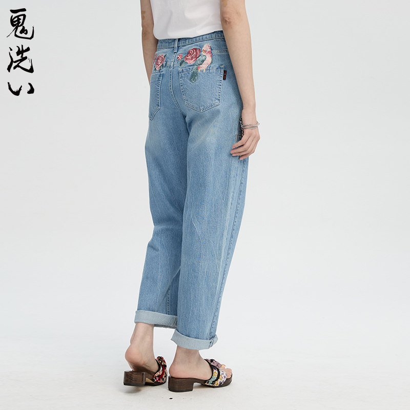 ONIARAI/鬼洗24春泥棒蓝女款玫瑰鹦鹉绣花高腰直筒牛仔裤 24N5401