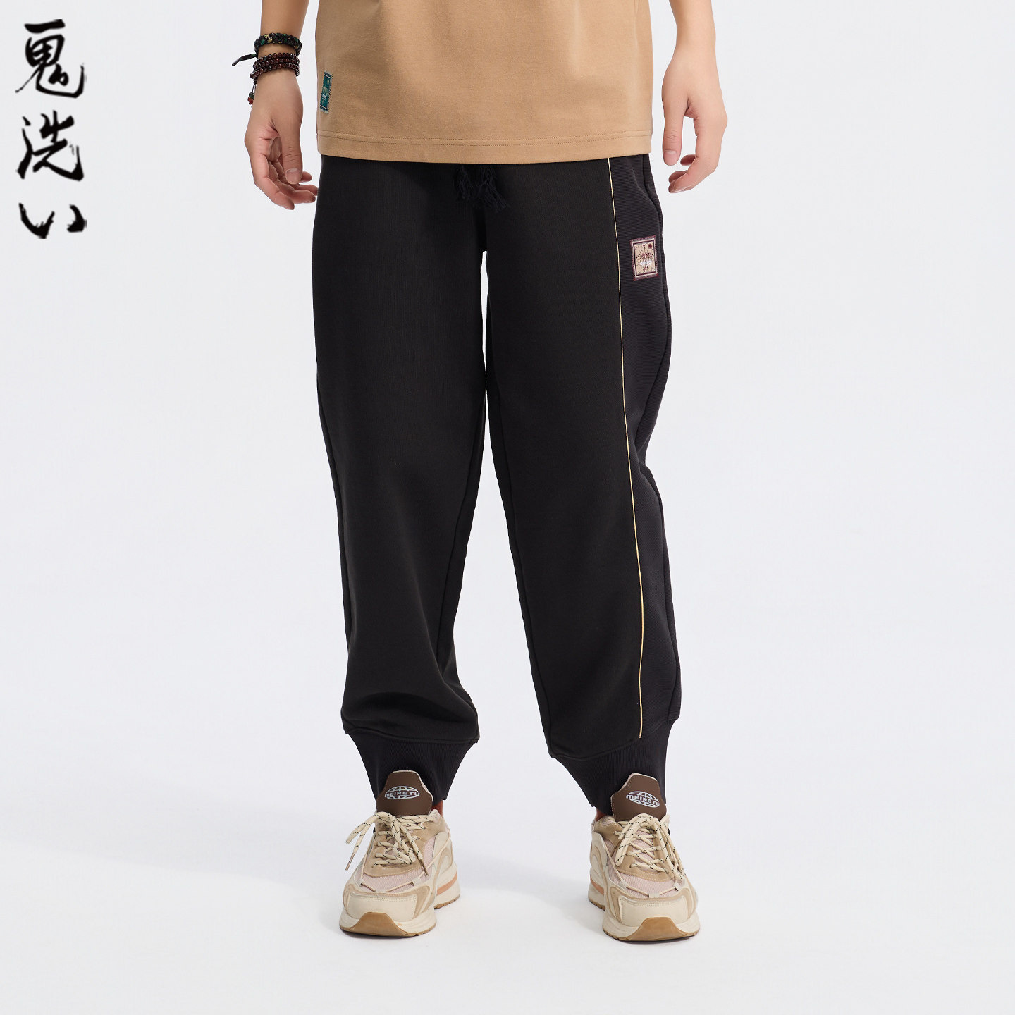 ONIARAI/鬼洗26新品黑标石器时代休闲金线财源卫裤男 A540006