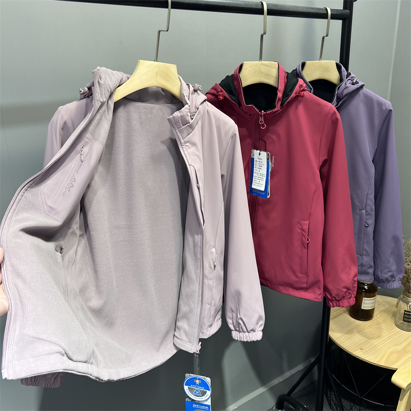 可双面穿！户外大厂订单防风防泼水！秋冬情侣连帽软壳保暖冲锋衣